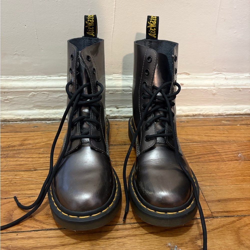 Dr. Martens Metallic Pewter 1460 Boots Sz 6